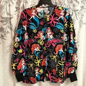 Little Mermaid scrub jacket 🧜🏻‍♀️🦀🐚